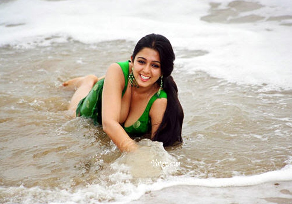 Charmi Sexy Videos - 55+ Extremely Hot Pictures Of Hot SOuth Indian Actress Charmi Kaur - Hot  Collections